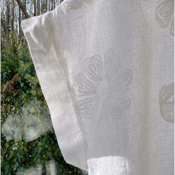 Terzo Millennio L 100% Linen with embroidered white flowers tunic. Boho sheer. - Picture 3 of 7